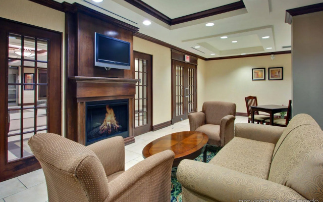 Holiday Inn Express & Suites Huntsville by IHG