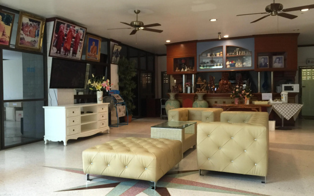 Metro Residence