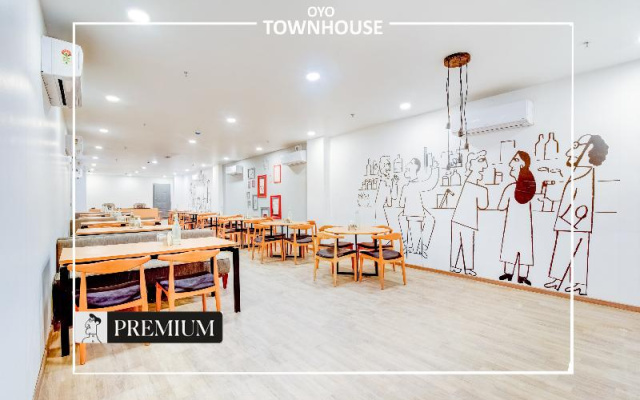 Oyo Townhouse 225 Ashiyana Mukut Bazar