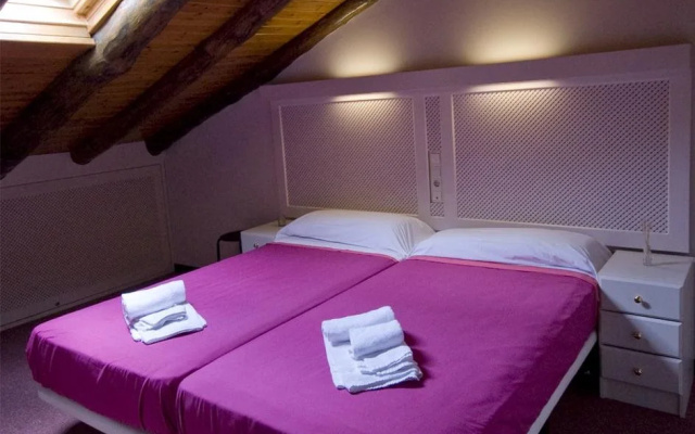 Hostel Micolau