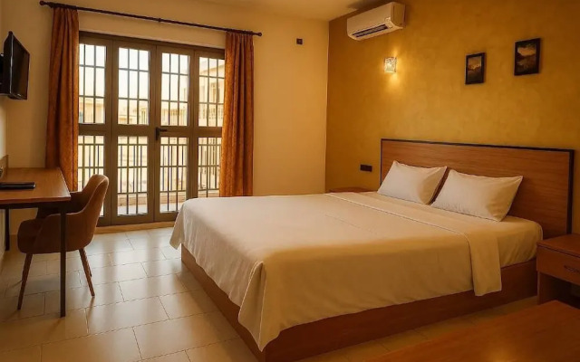 Hotel KEUR HORUS