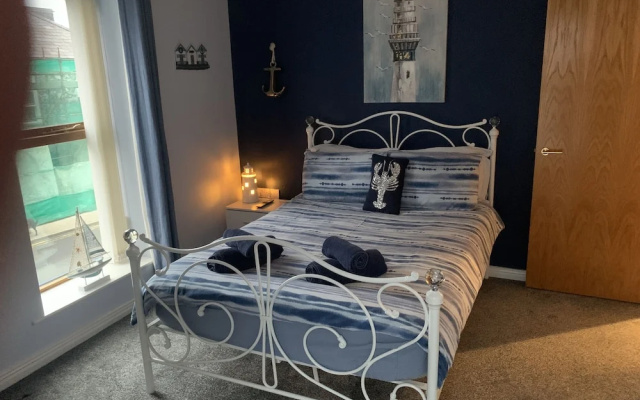 Harbour View Luxury Comfortable Holiday Apartment