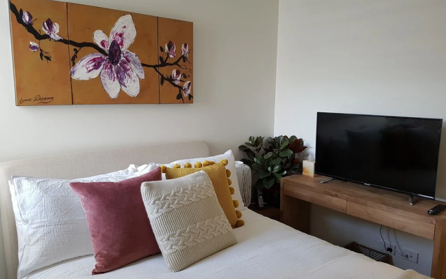 5 Star Luxury Beachfront Apartment