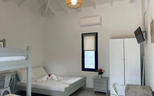 Simos Camping Elafonisos & Bungalows