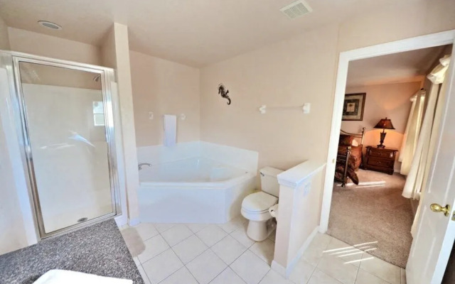 Gorgeous Silver Creek 5 Bedroom Home