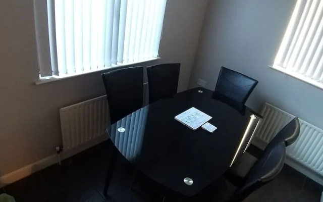 Alexandra Park Avenue Town House