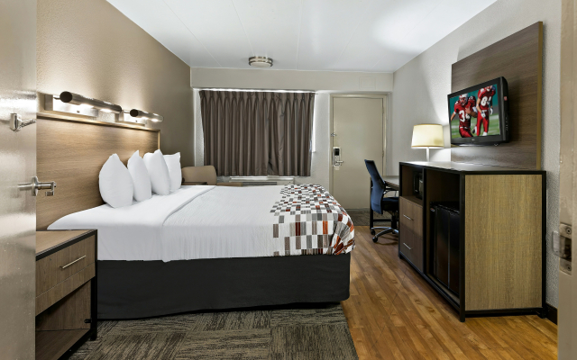 Red Roof Inn Cleveland - Independence