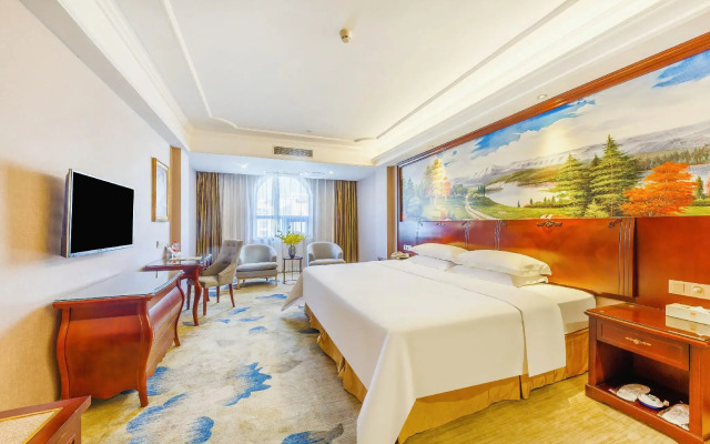 Vienna Hotel Guangzhou Huadu Shiling Leather City