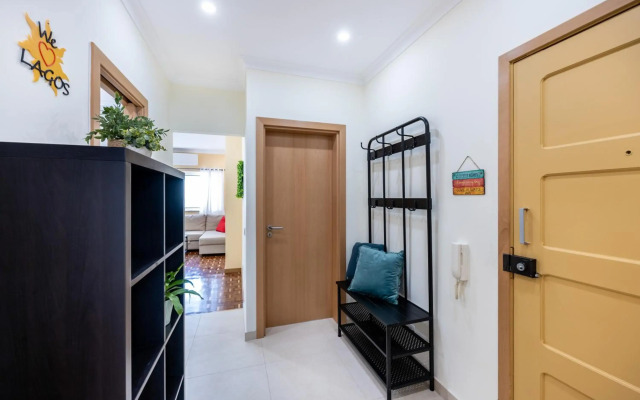 Urban City View Apartment
