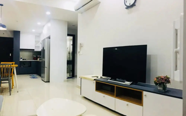 Gold Bee Apartment - the Tresor Building