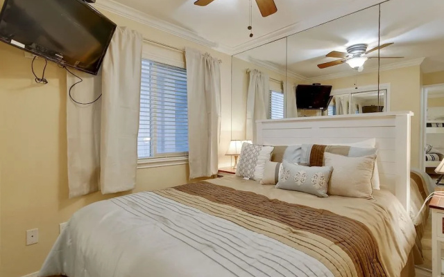 Seascape 1108 - 2 Br Condo