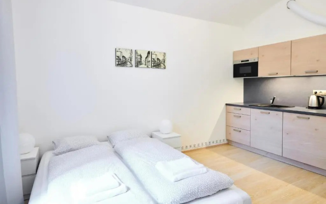 Apartments Zborovska