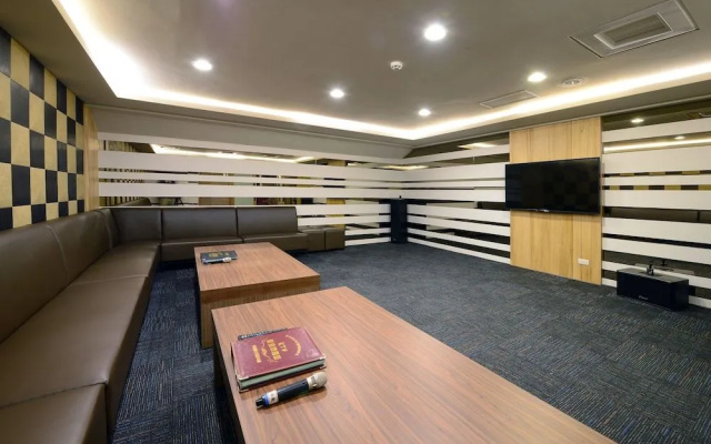 Talmud Tainan Suites