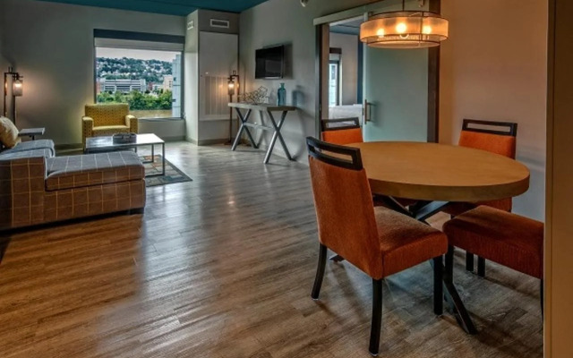 Hotel Indigo Pittsburgh University-Oakland by IHG