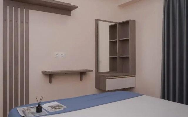 Elegant And Strategic 2Br Apartment At Sky House Bsd