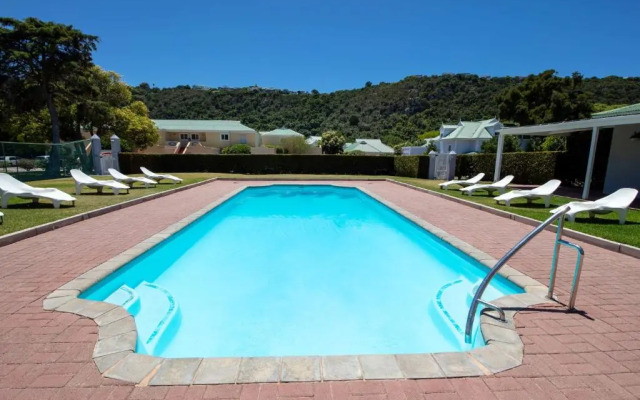 44 Riverclub Villas