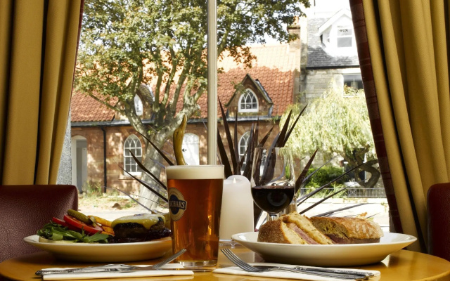 Duck's Inn