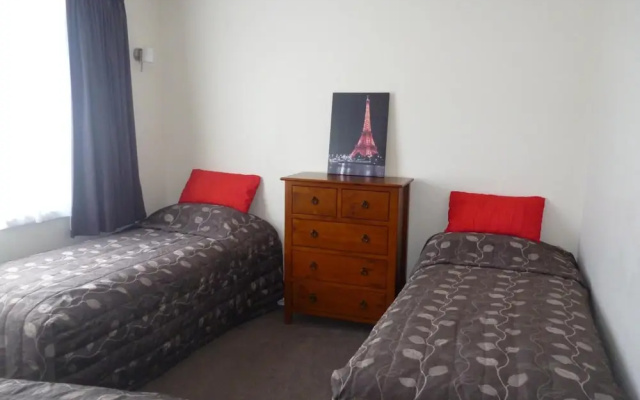 Cashel Court Motel