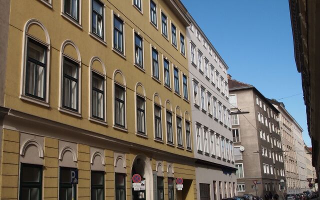 Отель GAL Apartments Vienna Австрия, Вена - отзывы, цены и фото номеров - забронировать отель GAL Apartments Vienna онлайн вид на фасад