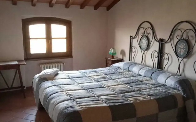 Nice Apartment With Pool and Beautiful Garden