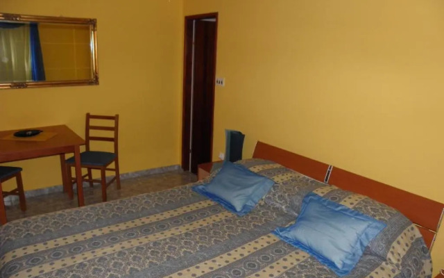Apartments Gorda - 50m from beach