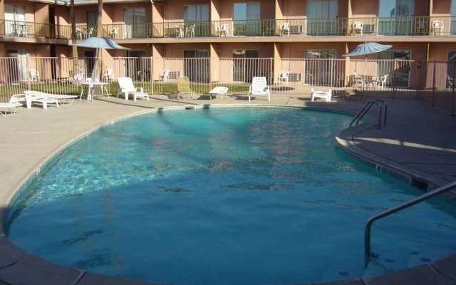 Royal Motor Inn