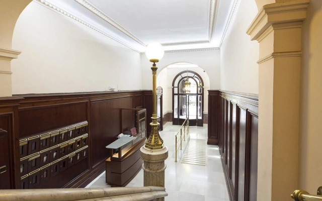 Catalunya Palace Apartment