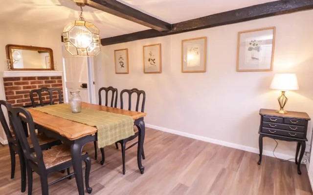 Battel Hall Cottage