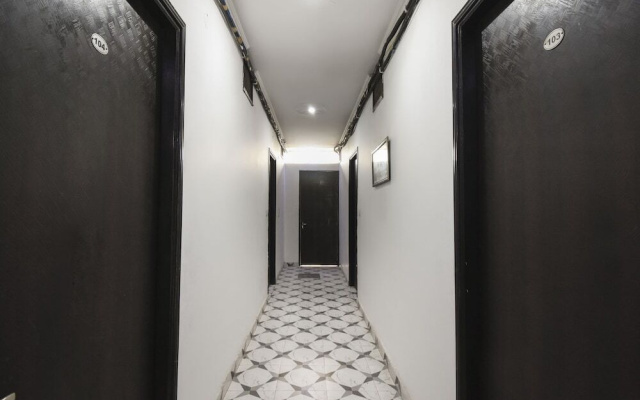 OYO 10455 Hotel Royal Dreams