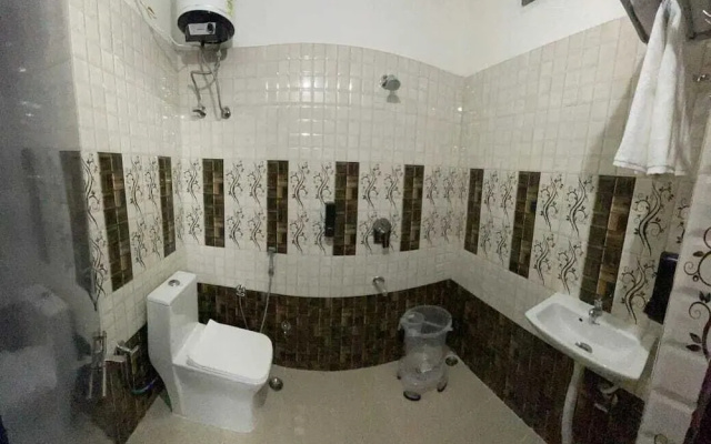 SG Boutique Stay (Near Railway Station)