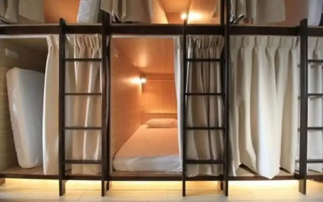 Box Inn Jiufen - Hostel