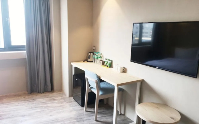 Li Gang Hotel