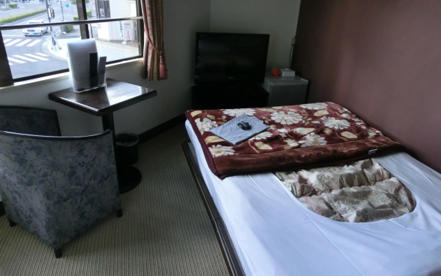 Biz Hotel Shiojiri Ekimae