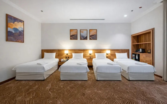 Teela Hotel
