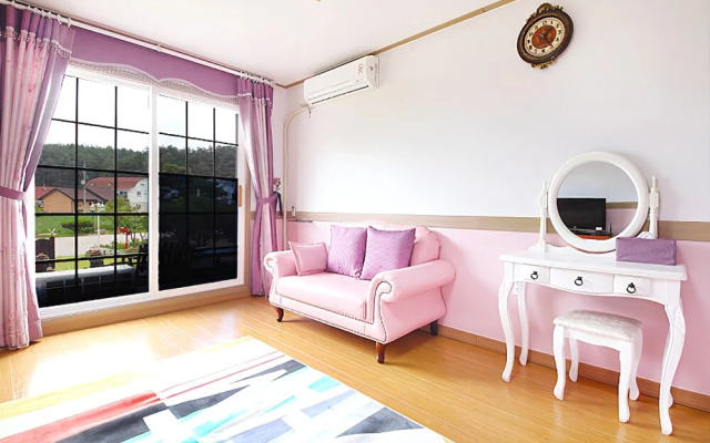 Gyeongpo Starry Love Song House Pension