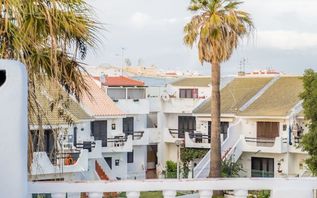 Отель C06 - Porto do Mos 3 bed Townhouse by DreamAlgarve вид на фасад