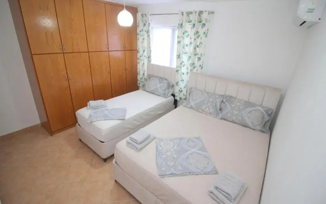 Stunning Sea View 1-bed Apartment in Sarande