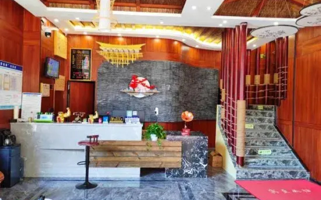 Zhaotong Yuting Lanshe Homestay (Shenggenshanshui Branch)