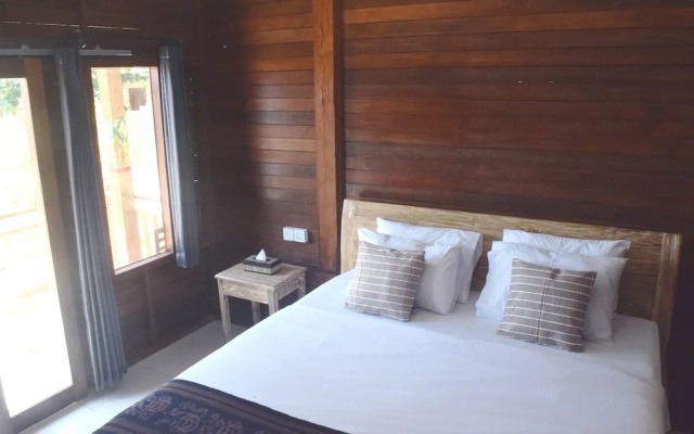 Adara Beach Hut