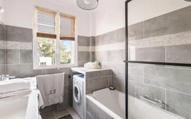 Modern apartment close to Roland-Garros, Parc des Princes and Paris XVI