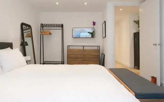 Shoreditch - Immaculate 2 Bedrooms Flat For 6
