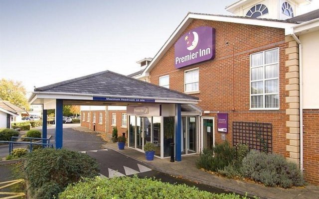 Premier Inn Coventry South A45 in Coventry, United Kingdom from 151$, photos, reviews - zenhotels.com hotel front