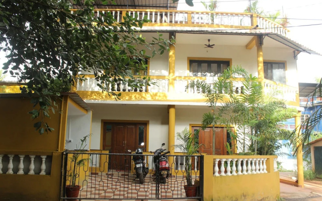OYO 10403 Home Modern Studios Candolim