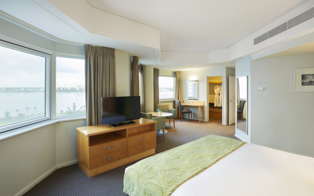 Novotel Perth Langley