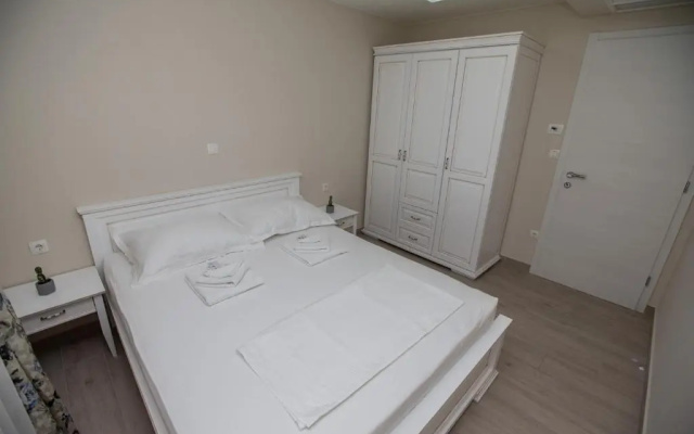 Villa Rita Apartments