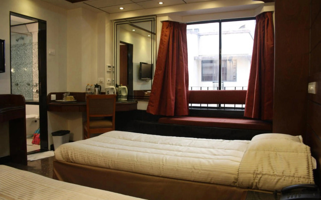 Hotel Karl Residency