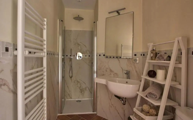 Appartement Ajaccio, 5 pièces, 8 personnes - FR-1-61-530