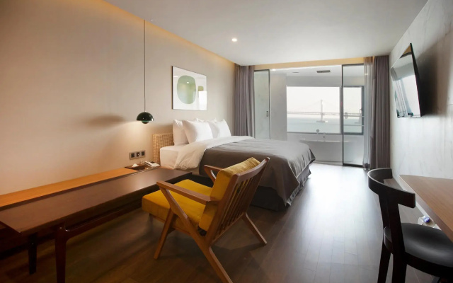 Hound Hotel Gwangan