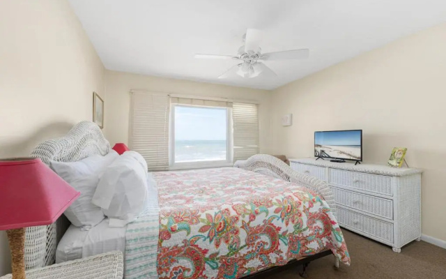 White Heron Beach House by Distinctive Beach Rentals