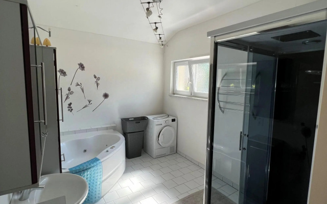 Apartment in Mauerbach Near Vienna With Pool